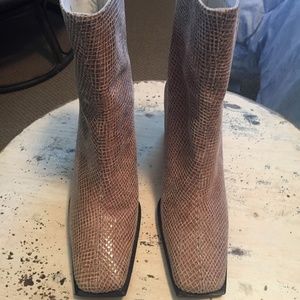 Stuart Weitzman Shoes - Stuart Weitzman Snake Embossed Ankle Boots Stuart Weitzman Shoes - Stuart Weitzman Snake Embossed Ankle Boots